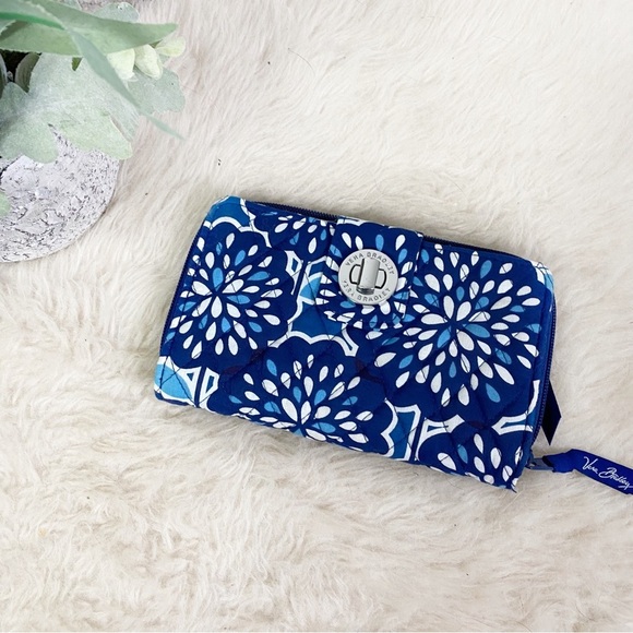 [Vera Bradley] Blue & White Printed Quilted Wallet - Picture 1 of 6